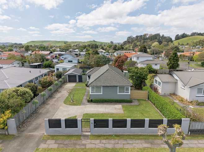 6 Moana Street, Whanganui East