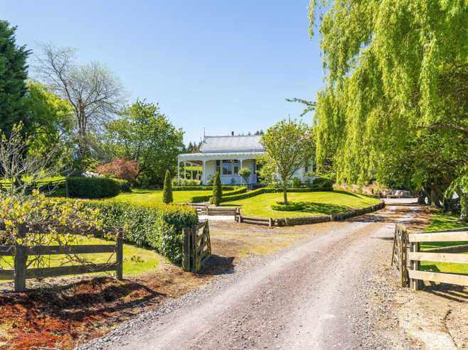 93 Oak Drive, Wairakei