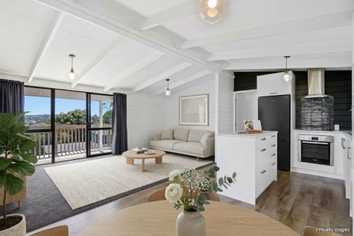 2/32 Kenneth Hopper Place, Manly