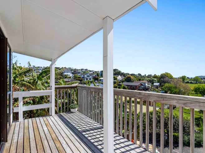 2/32 Kenneth Hopper Place, Manly