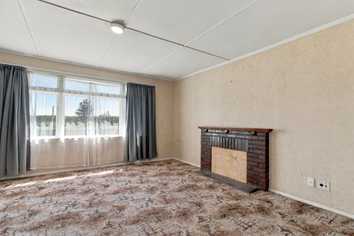 Manawatu / Whanganui - Address withheld