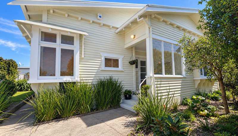 12 Morley Street, New Plymouth