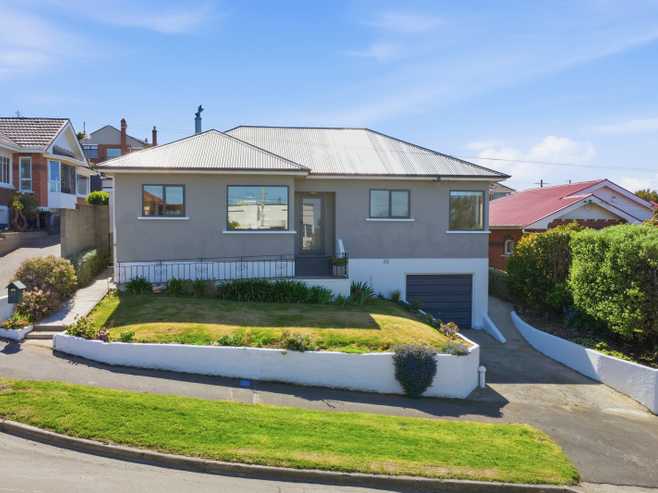 76 Middleton Road, Kew