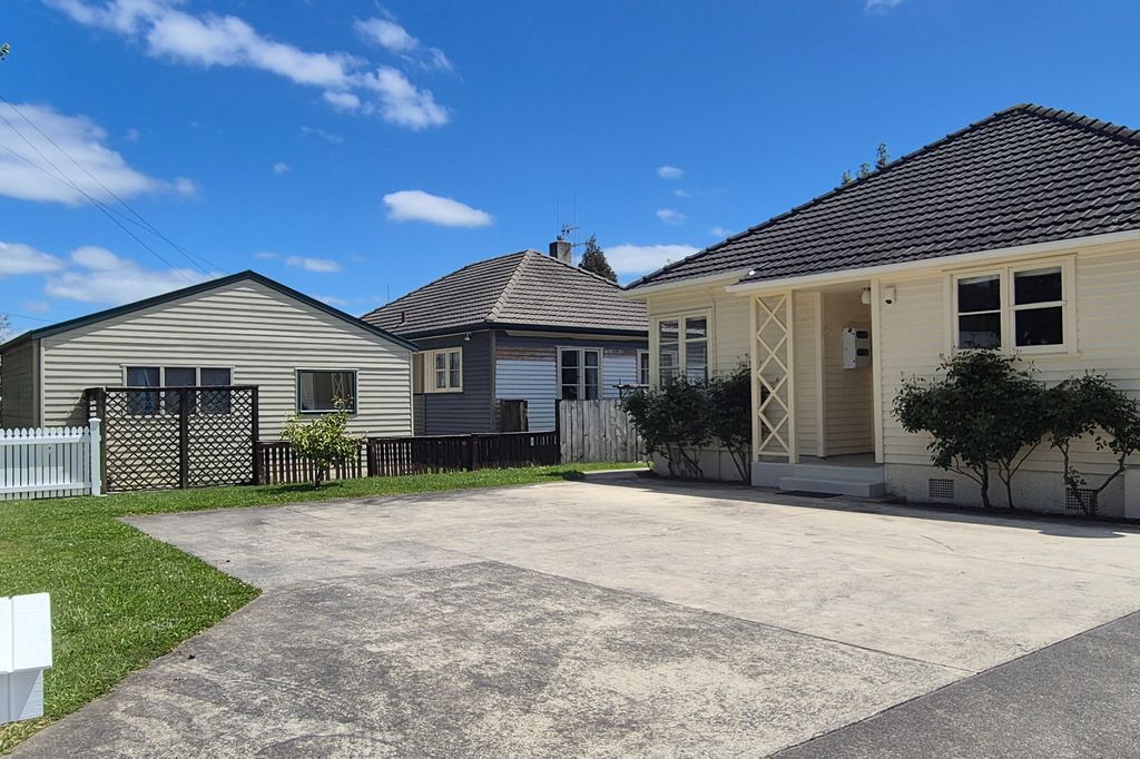 Classic Kiwi Home with Space Inside and Out 3