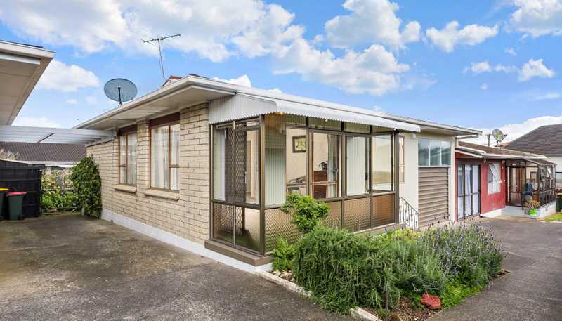 2/137 Carruth Road, Papatoetoe