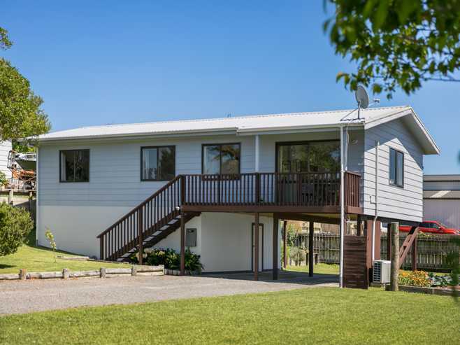 13 Robinson Street, Katikati
