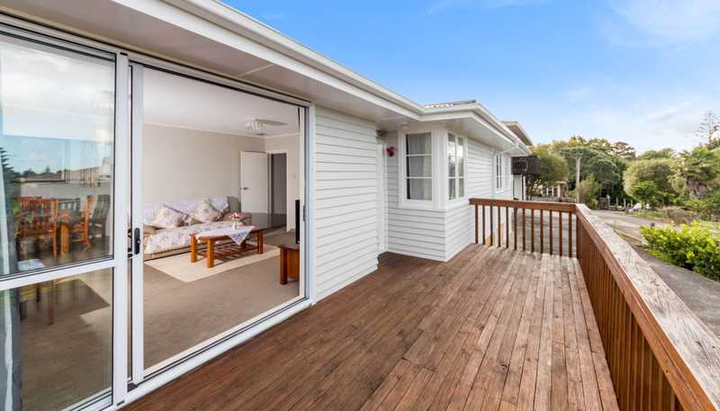 8 Westall Road, New Lynn