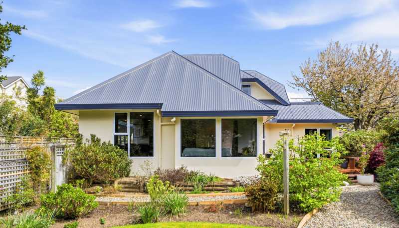 221 Helensburgh Road, Wakari