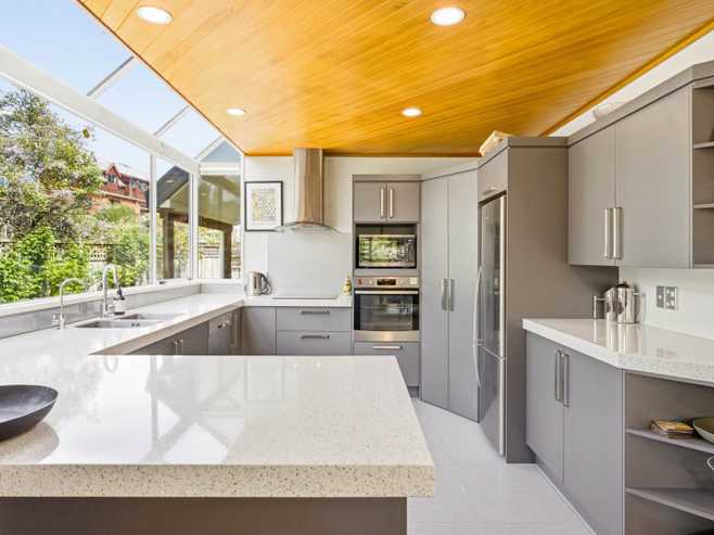 221 Helensburgh Road, Wakari