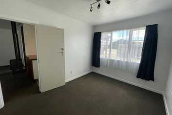 1 Criterion Street, Bulls