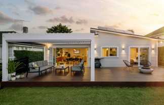 18 Hobson Drive, Panmure