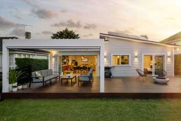 18 Hobson Drive, Panmure