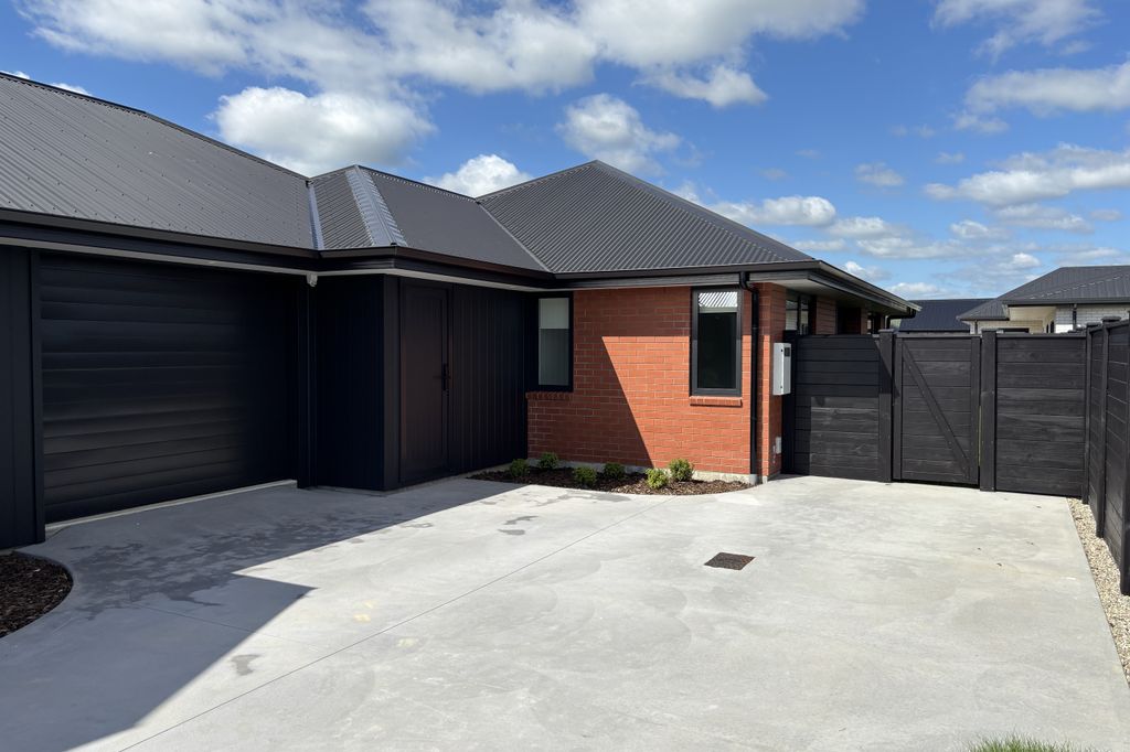 Three bedrooms - Cambridge 1