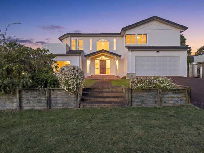 32 Stanley Drive, Lynmore