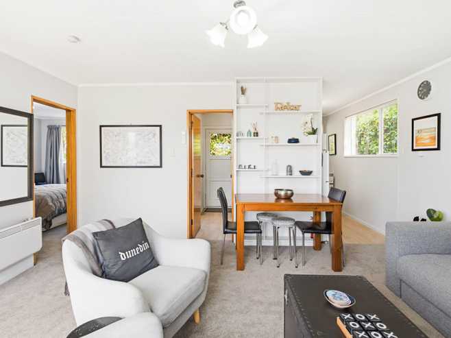 18D Garfield Ave, Roslyn