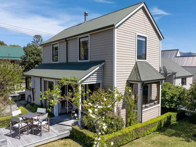 29 Rue Benoit, Akaroa