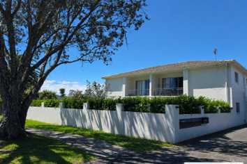 6/15 Queen Mary Avenue, New Lynn