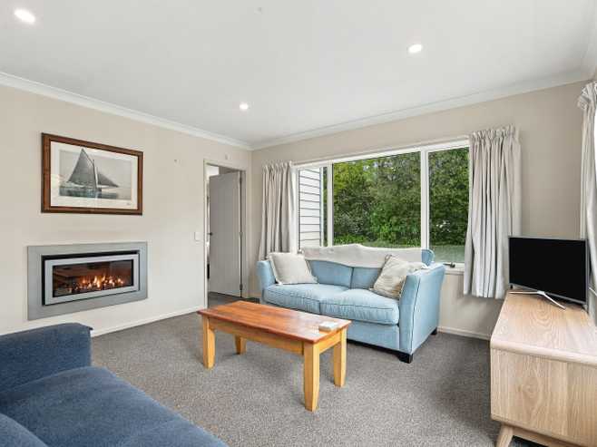 2/38 Kinloch Road, Kinloch