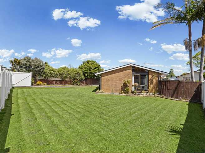 16 Duckworth Road, Papakura