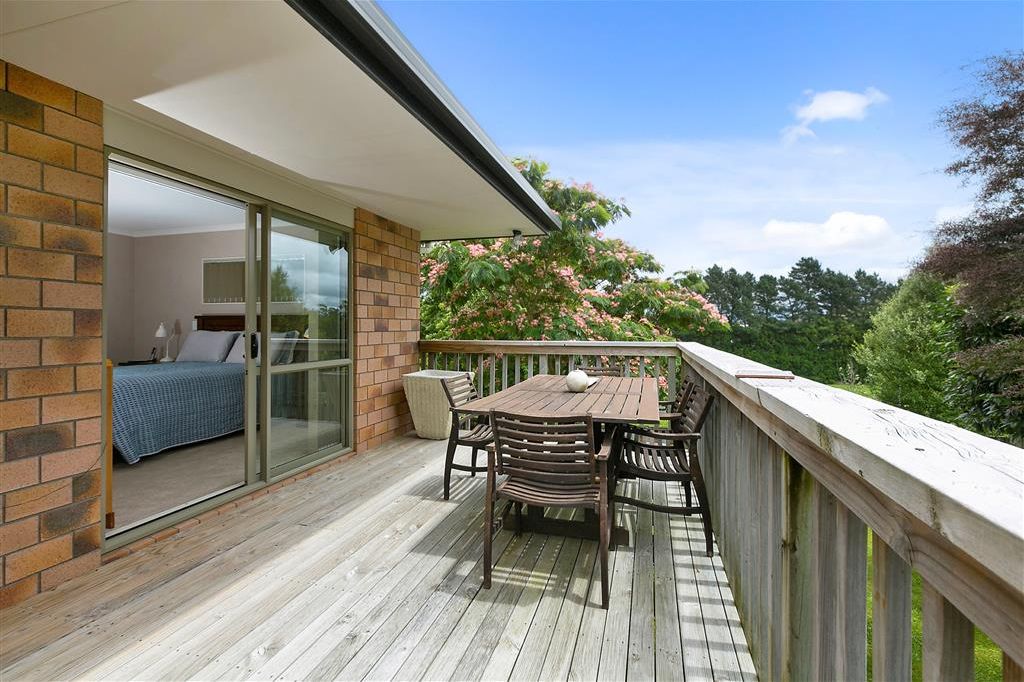 Overlooking Reserve in Ohauiti 4