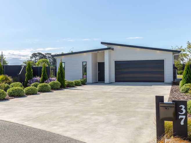 37 Marine Corps Drive, Masterton