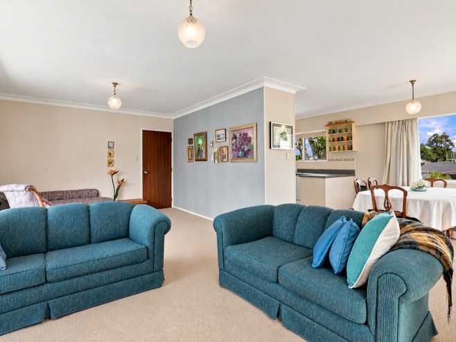 1/8 Wolsley Avenue, Milford