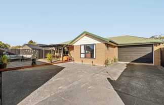 2/19 Thistledown Place, Woolston