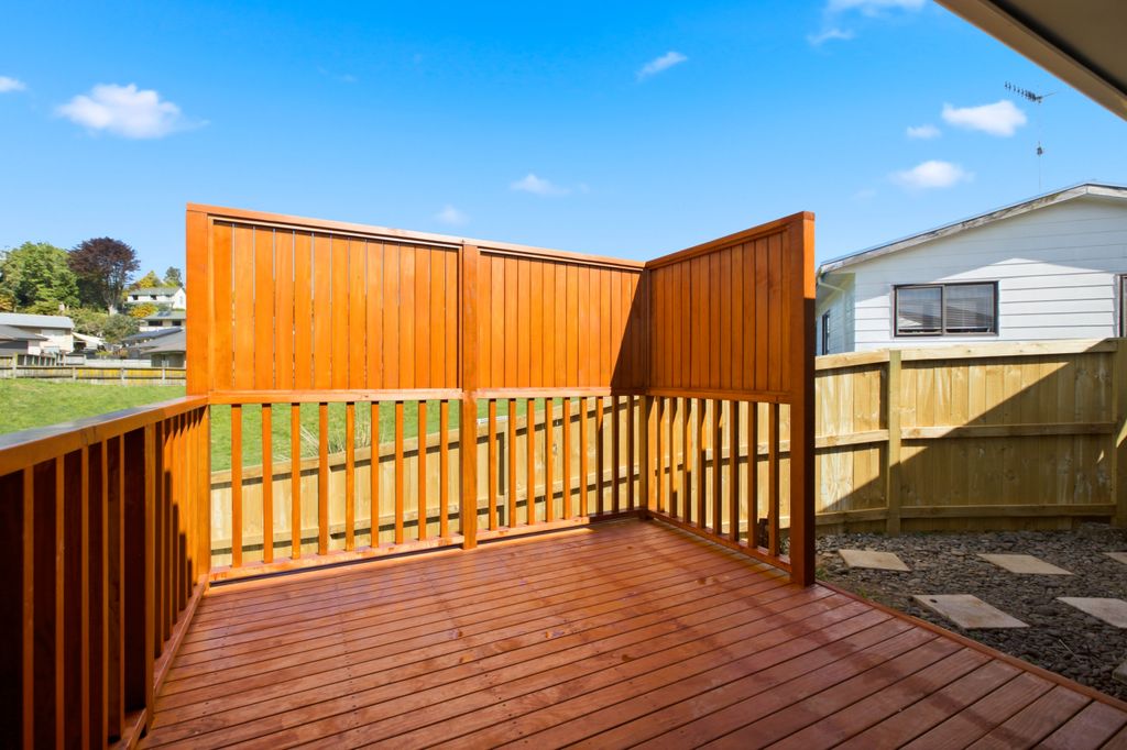 Modern and bright home 2