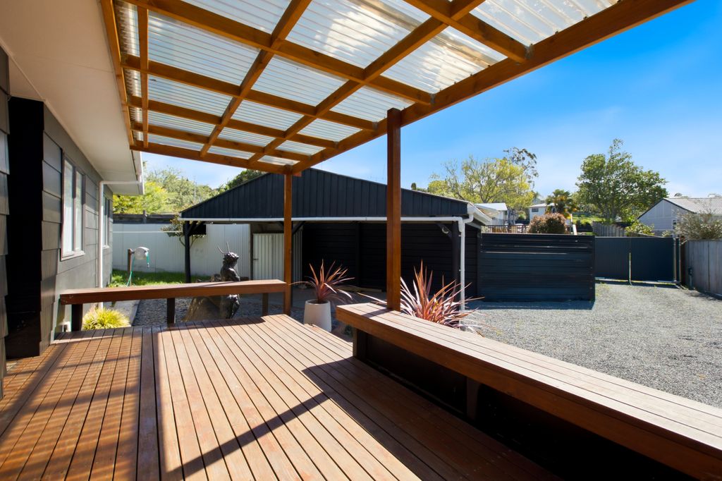 Modern and bright home 1