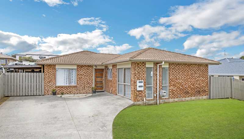 3 Eloise Place, Clendon Park