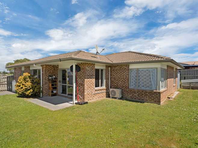 3 Eloise Place, Clendon Park