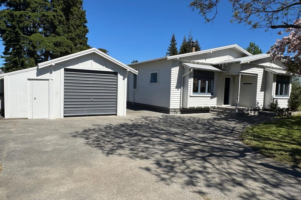 Freshly Renovated – Peaceful Living Close to Town 1