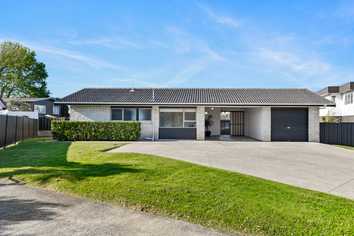 26 Matuhi Rise, Henderson
