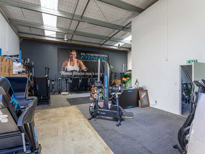 Papamoa Road Front Unit