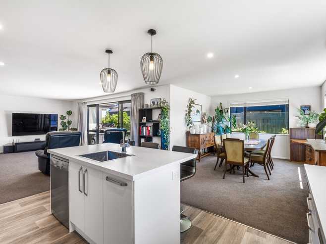 21 Caledonia Drive, Mosgiel