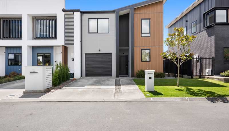 17 Aston Crescent, Wallaceville