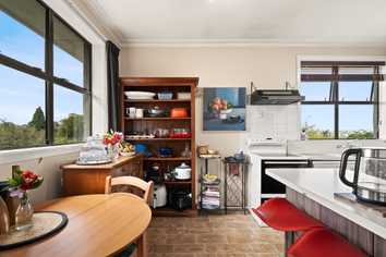 106 Helensburgh Road, Halfway Bush