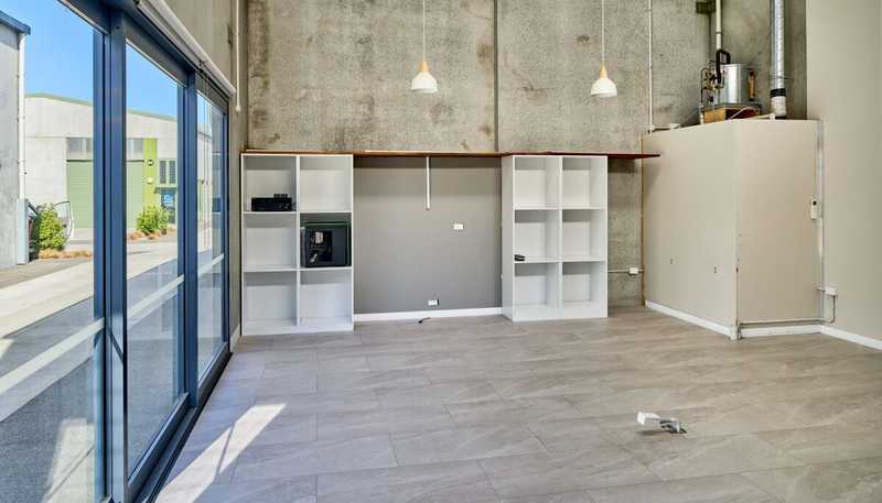 4/49 Bouverie Street, Petone