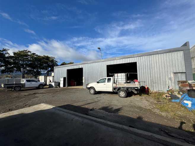 Warehouse, Yard, Office and Showroom