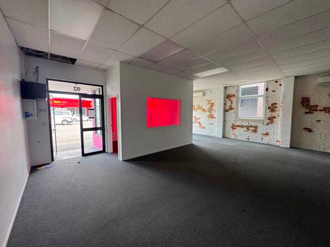 High Profile City Fringe Retail