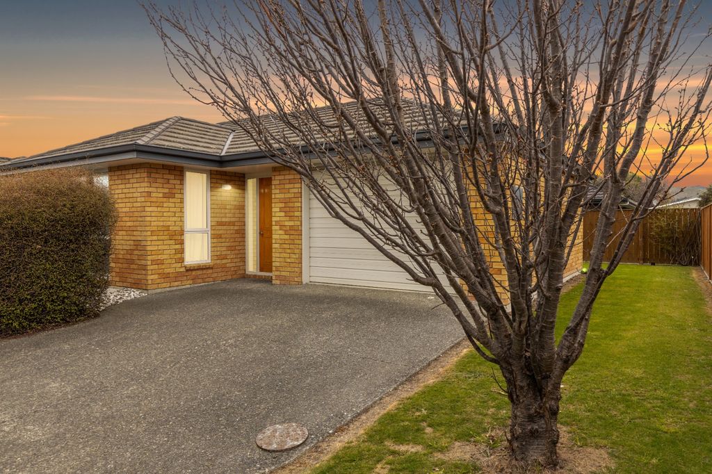 Conveniently located 3 bedroom home 1