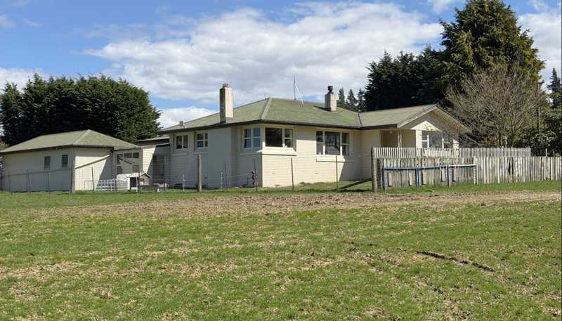 1680 Mahinerangi Road, Lee Stream