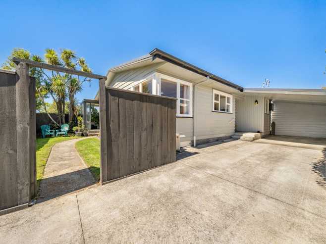 8 Ruru Crescent, Heretaunga