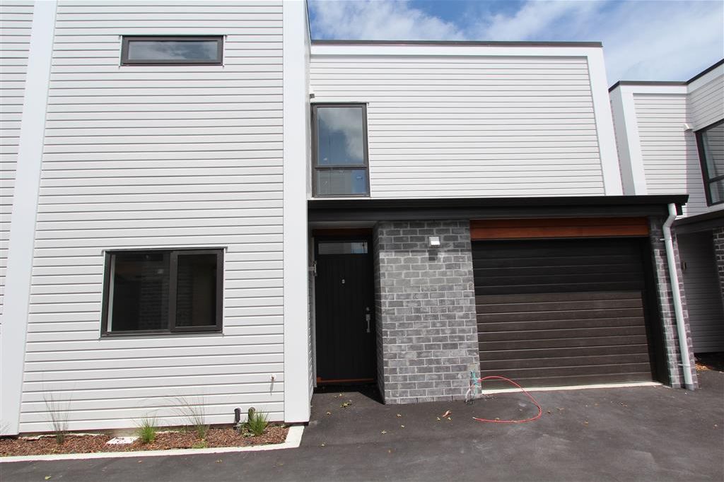 Modern Two- Bedroom Townhouse 1