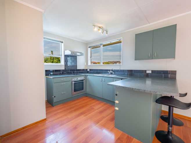 27 Benmore Street, Glenwood