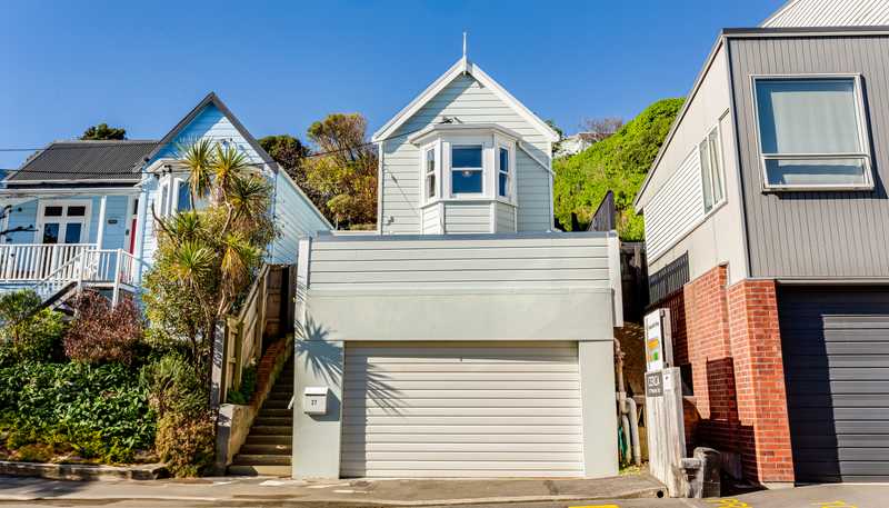 27 Princess Terrace, Newtown
