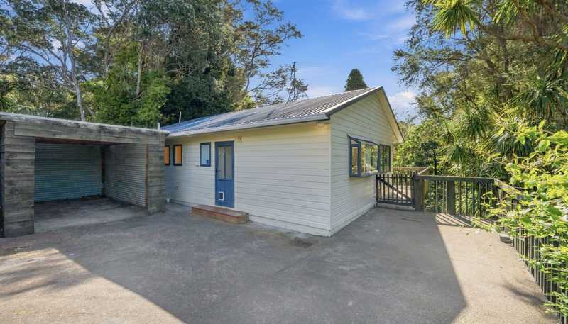 36A Fairmount Road, Titirangi