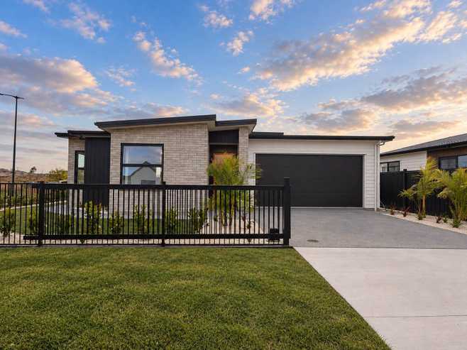 6 Rillside Crescent, Milldale