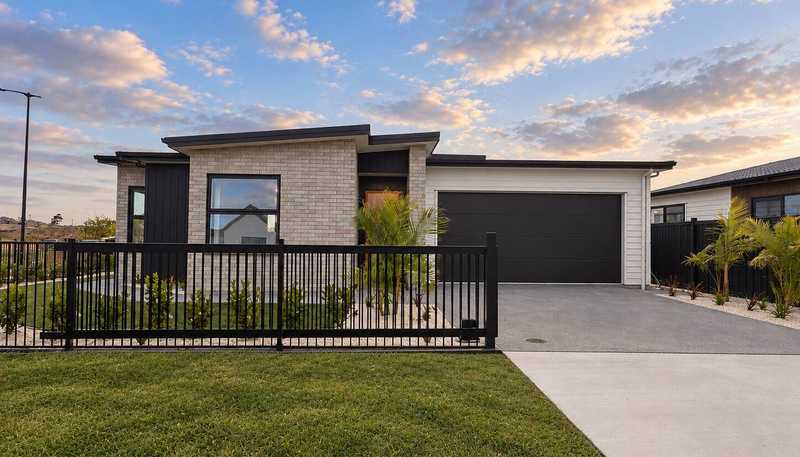 6 Rillside Crescent, Milldale