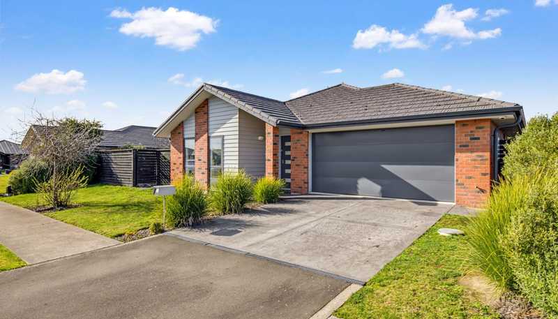 32 Burford Way, Rolleston